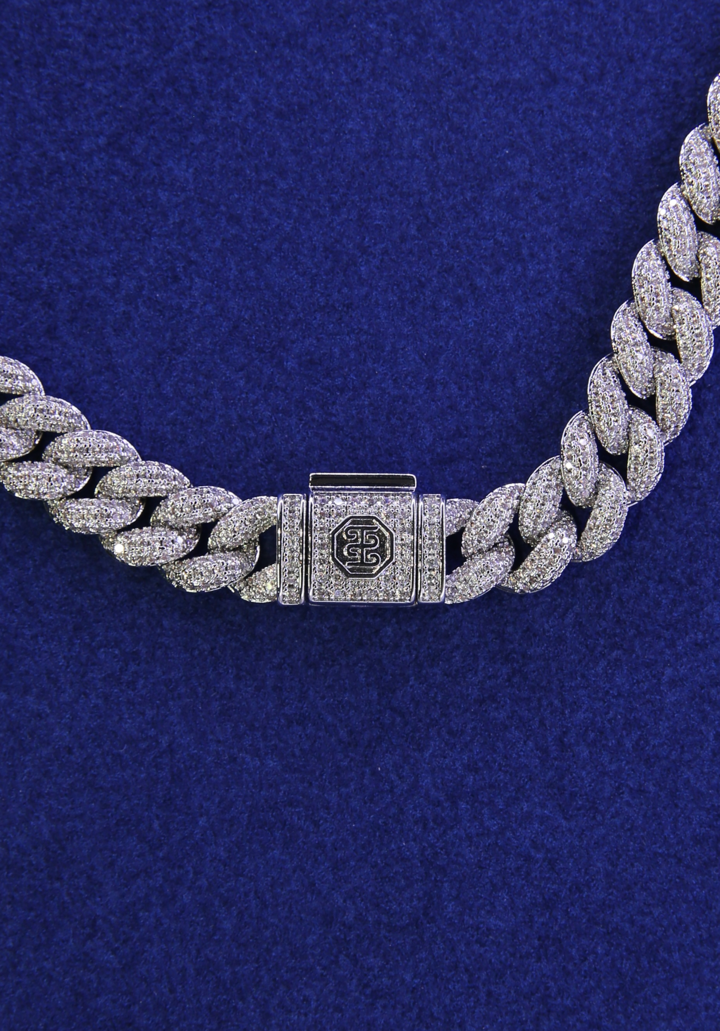 WANG’S Diamond Cuban Chain